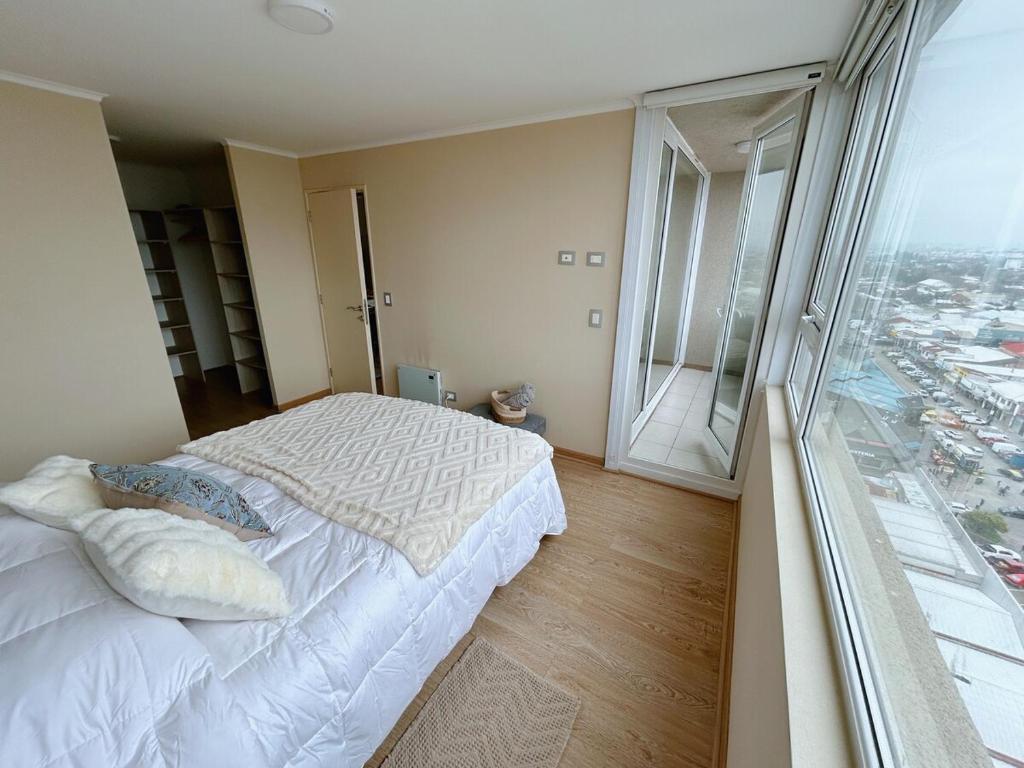 2-Bedroom, 2-Bathroom apartment in the heart of Chillán - 5