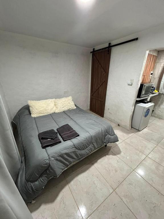 Monoambiente privado por dia para 1 o 2 Personas - 1