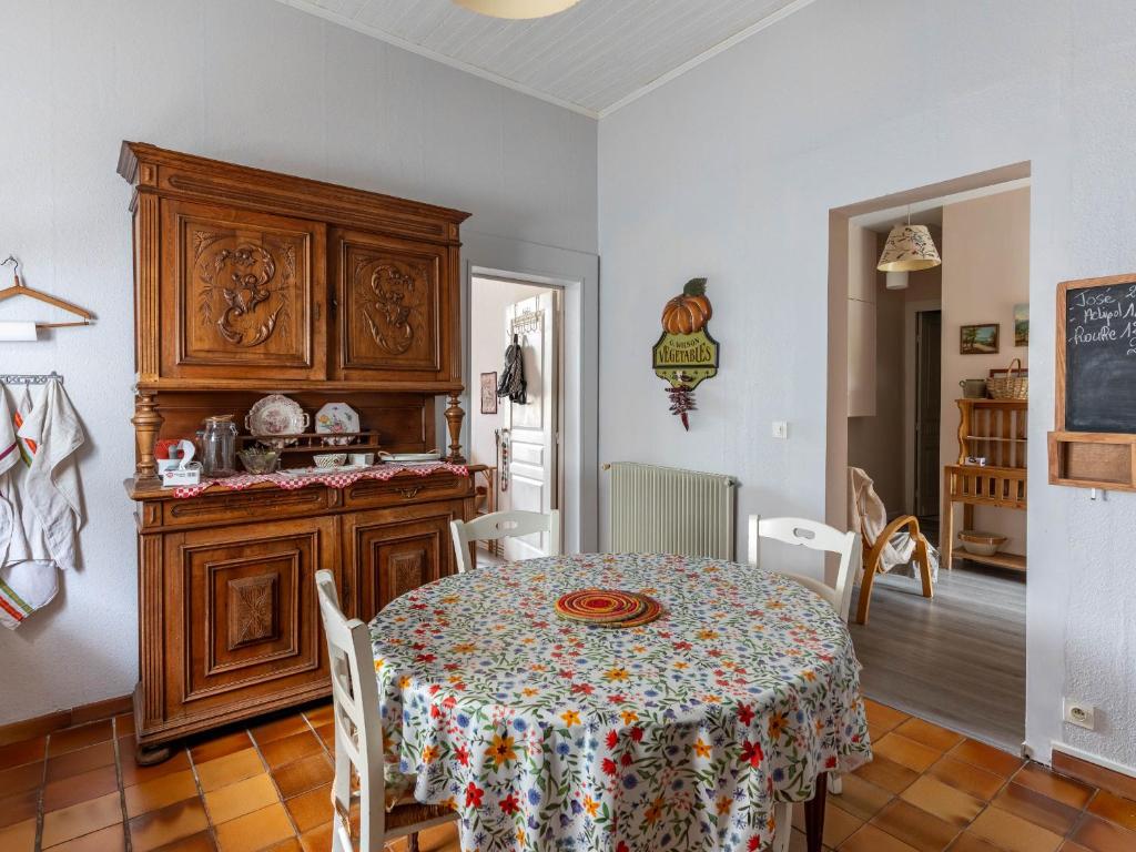 Maison charmante avec parking - 4 pers. - FR-1-319-647 - 2