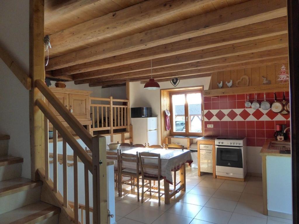 Appartement avec parking, animaux OK - 8 pers. - FR-1-836-76 - 1