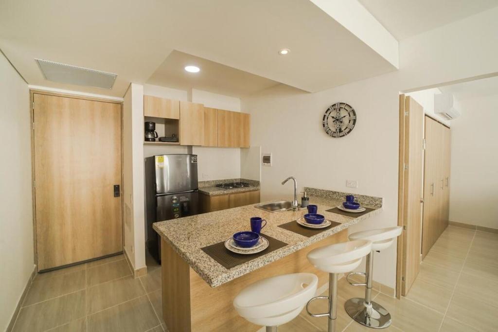 Family Friendly 2BR Apartment Sleeps 4 to 6 - 5