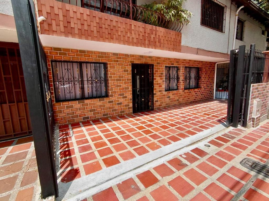 Fantástico apartamento en el corazón de Laureles - 2