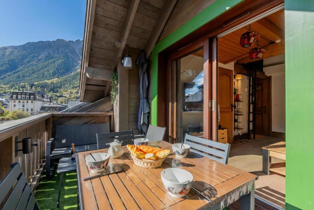 Central Mont Blanc view, Sauna & Pool - 2