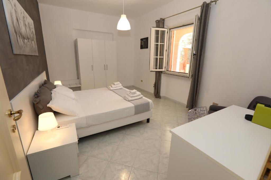 Helios Rooms - 4