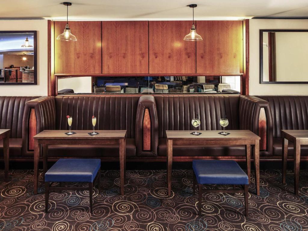 Pub/Lounge