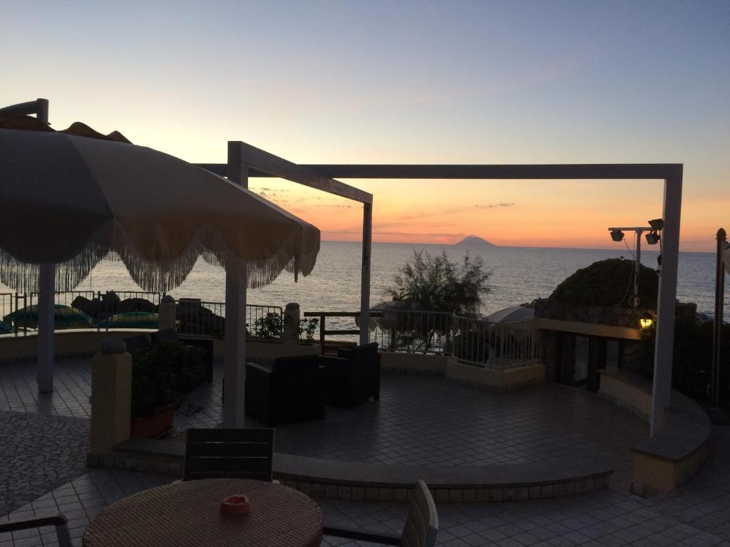 Baia del Godano Resort & Spa — Restauracje i bary in Ricadi, Kalabria