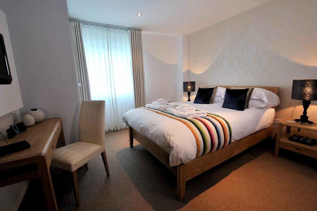 St Moritz Hotel photo
