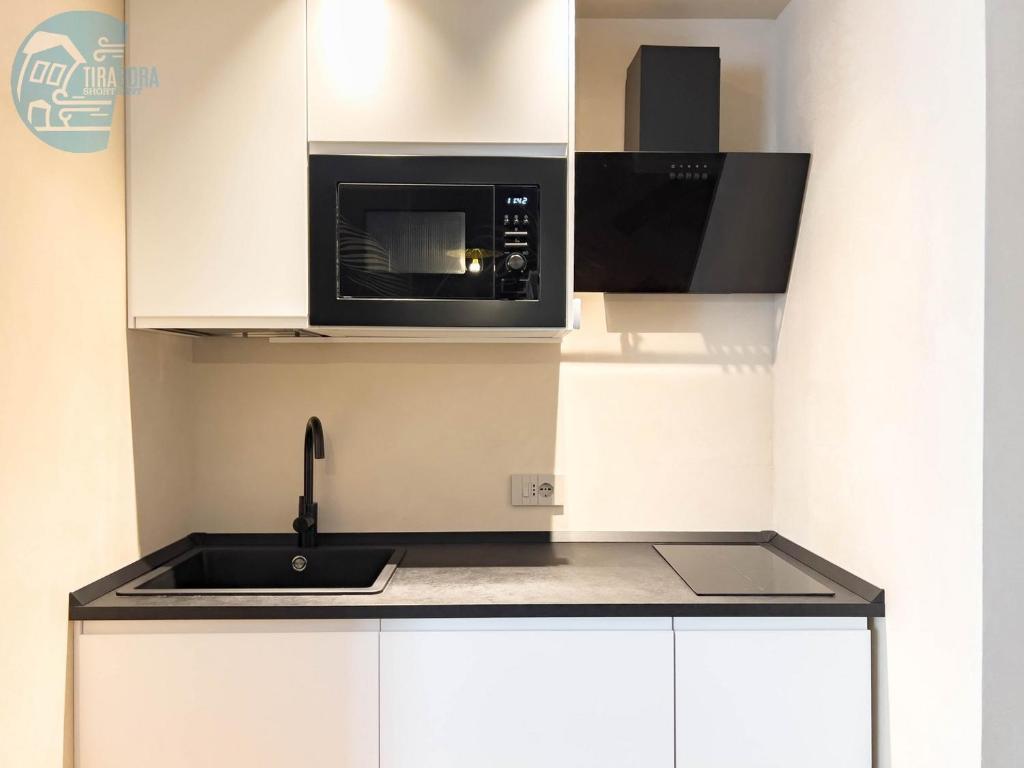 Imbriani 1 Tirabora Short Rent - 4