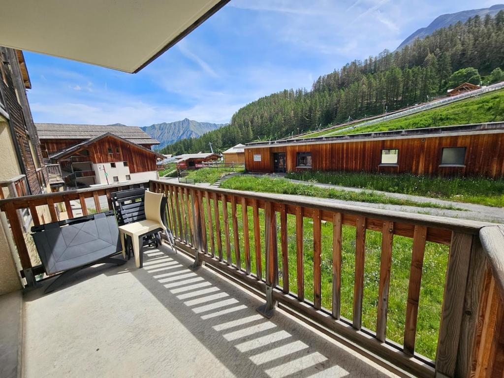 Studio Vue Piste Les Orres 1800 Piscine - 5