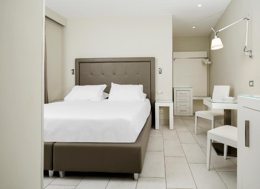 Reginaldo Boutique Rooms Sorrento - 5