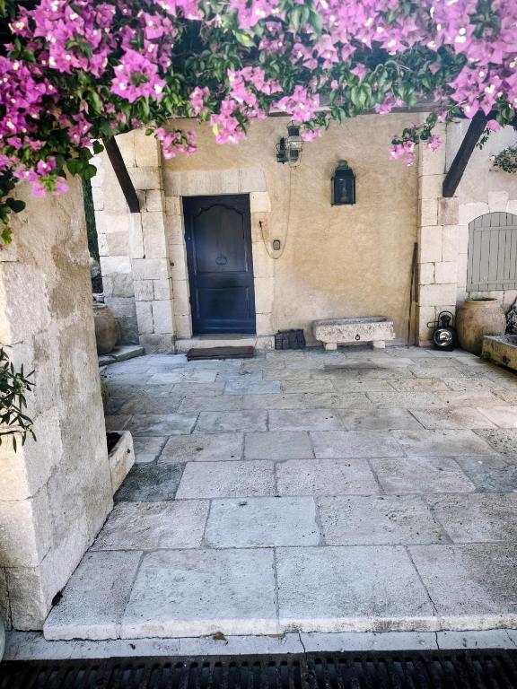 Villa vue mer au pied du célebre village de Mougins - 4