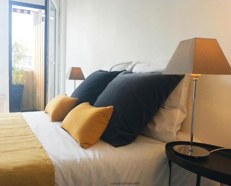 Elegant 48sqm apartment Eiffel - view & large terrace - 3
