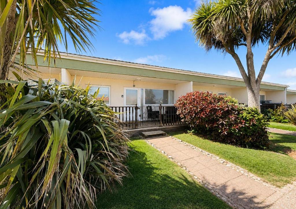Rainbow's End Chalet, Bacton - pet-friendly stay