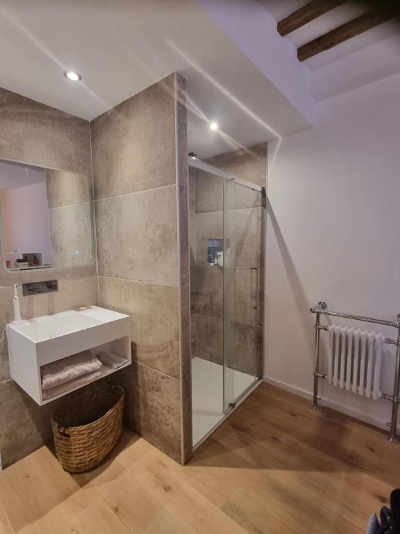Paris, cozy apartment Marais - 3