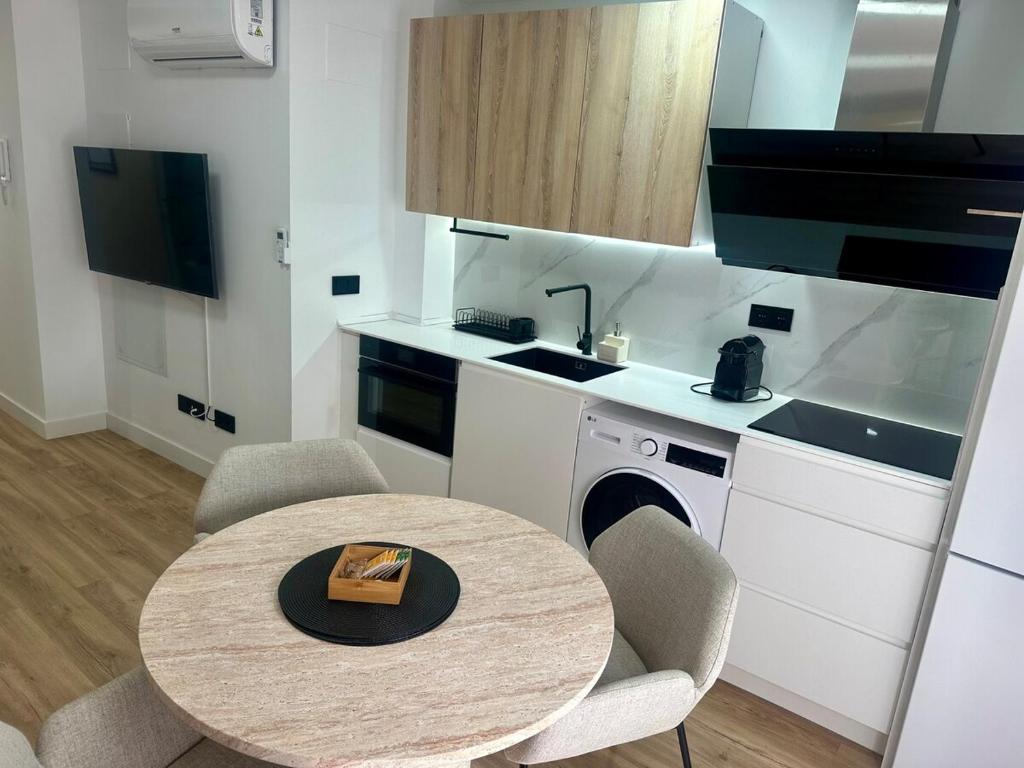 Modern Apartment in the Heart of Ciutat Vella - 3