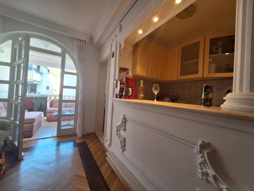Kat Apartments Budva - 1