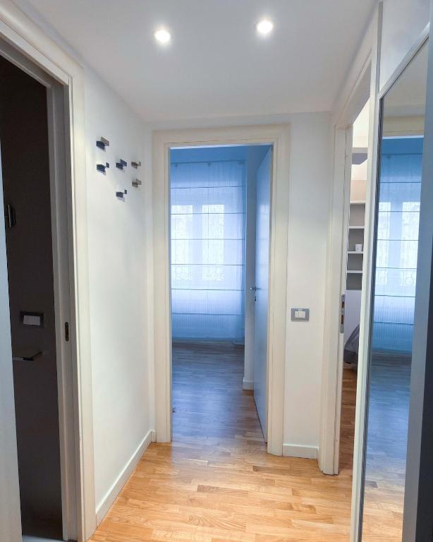 Colosseum Boutique Home - Elegant Design Apartment steps from the Colosseum - 2