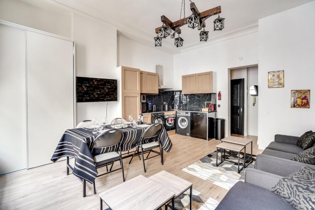 Bluestay 17 - Superbe Appartement au Cœur de Paris - 4