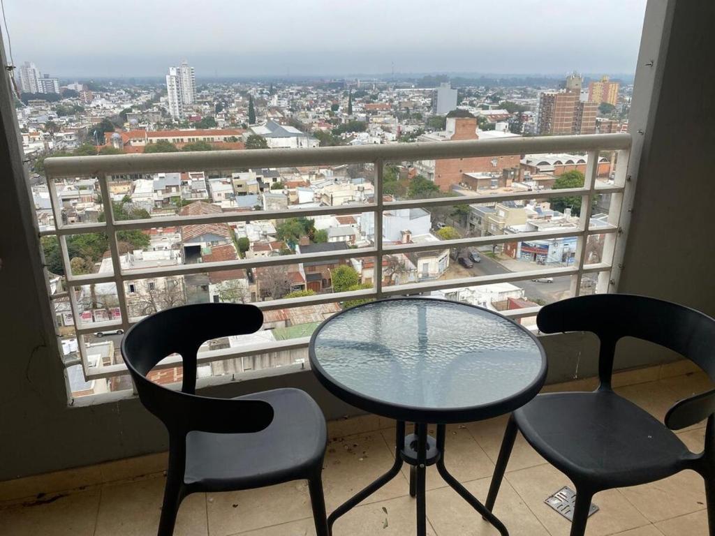 Confortable departamento zona Legislatura - 3