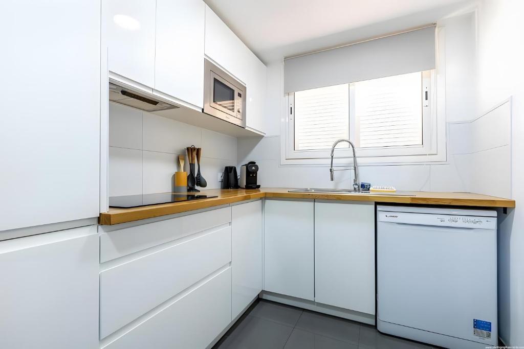 Townhouse Atlantic Luxury Stay - 5