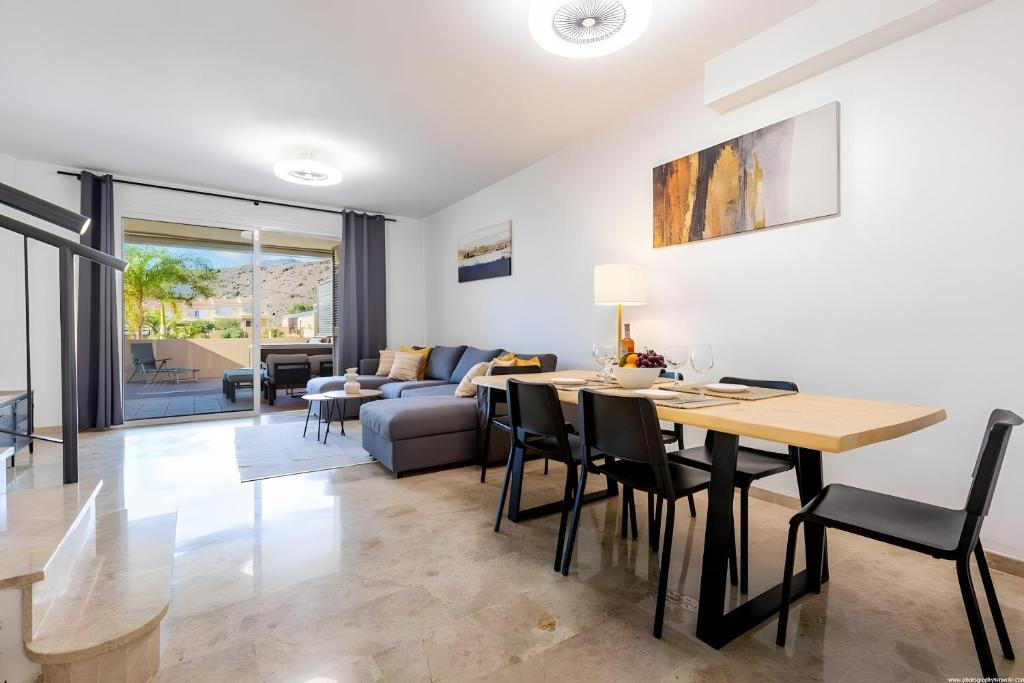 Townhouse Atlantic Luxury Stay - 4