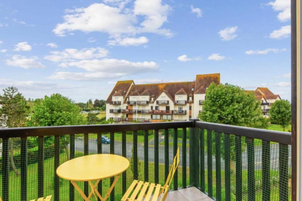 Comfortable stay with sea view in Cabourg - 2