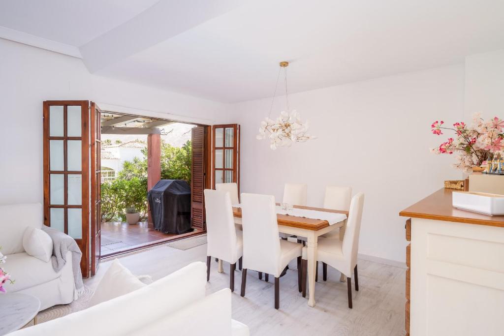 Bahia Azul Estepona - Beach Townhouse - 2