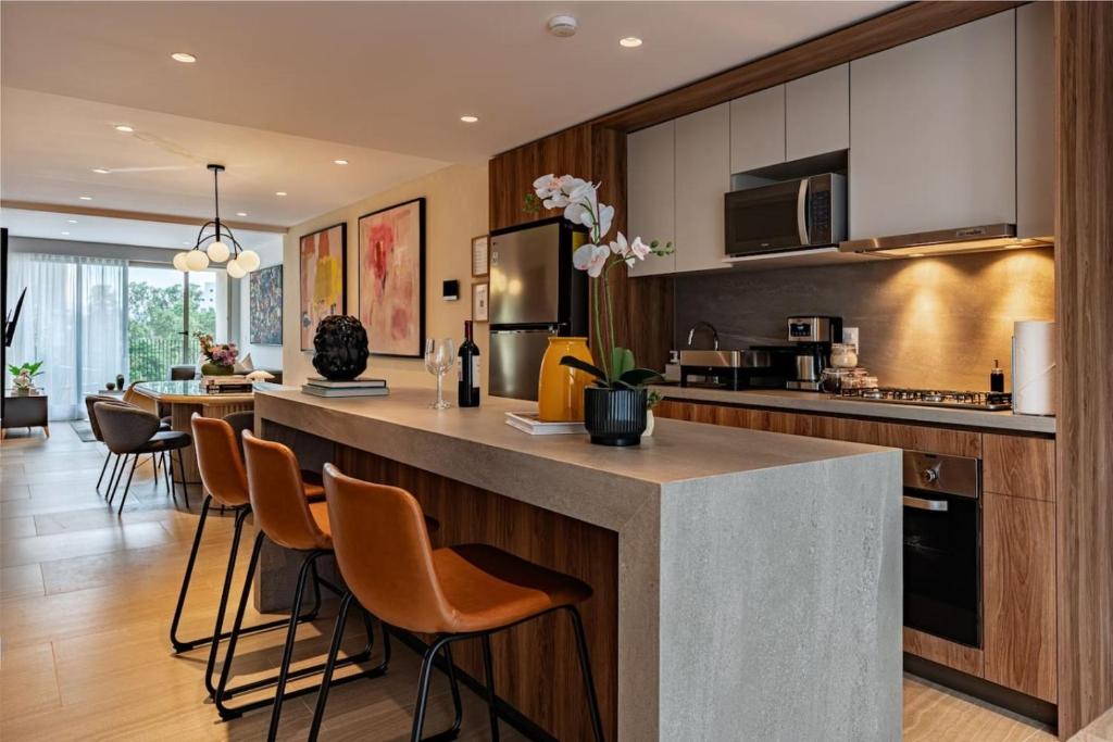 Spacious Condesa Apartment Near Cafes and Parks - 2