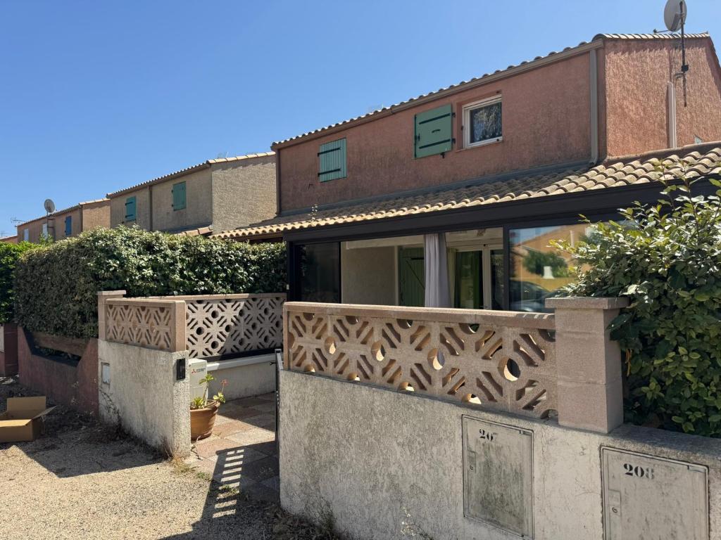 HOLIDAYLAND VILLA 207 RESIDENCE LES JARDINS D'ULYSSE CLIM 3 CHAMBRES 60 M2 - 1