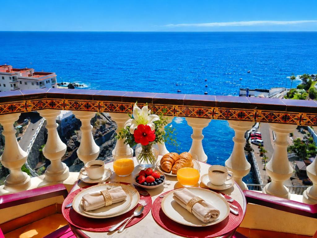 FRONT LiNE OCEAN ViEW 2BeD Wi-Fi YOUR HOLiDAY HOME - 1