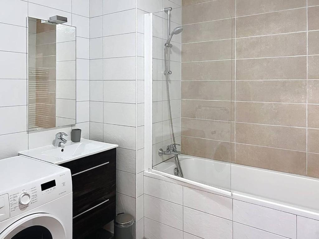 4 Elements Apt A14 - BO Immobilier - Châtel Multipass 2026 en Été en option à 4euros par jour et par personne - 2