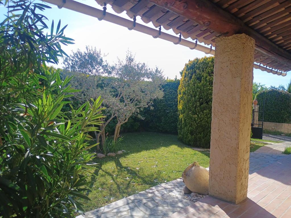 Maison Escapade et jardin à 5 minutes du centre avec piscine et parking - à 2 pas du Partage des eaux - 5