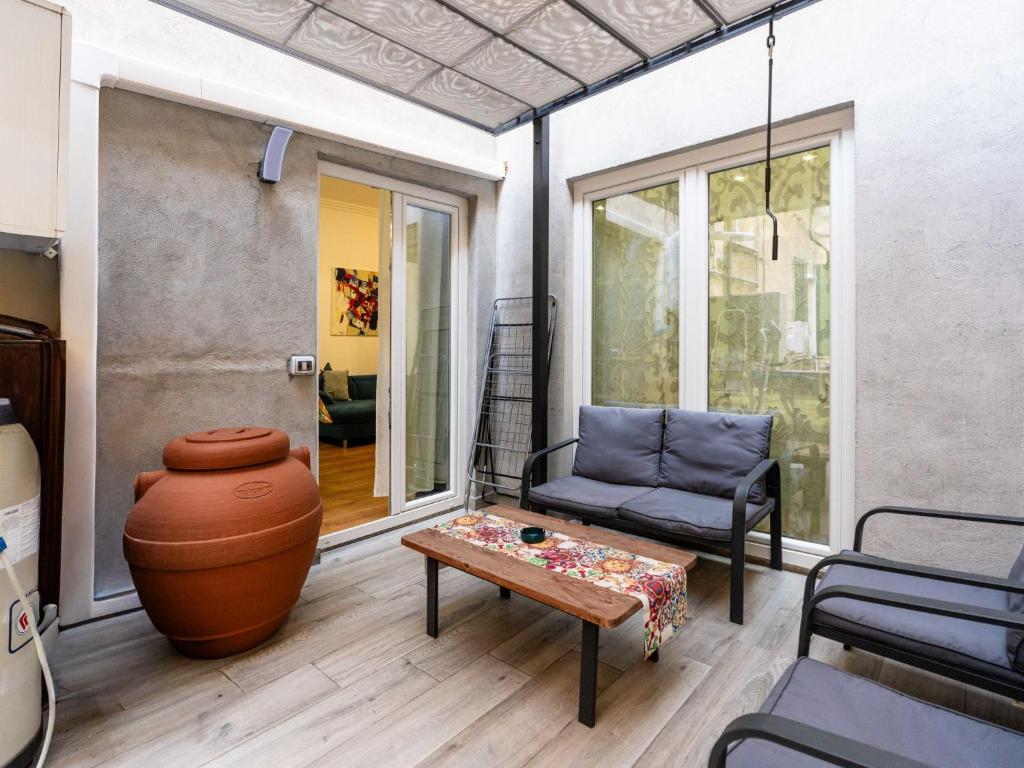Apartment Piazza Colombo by Interhome - 1