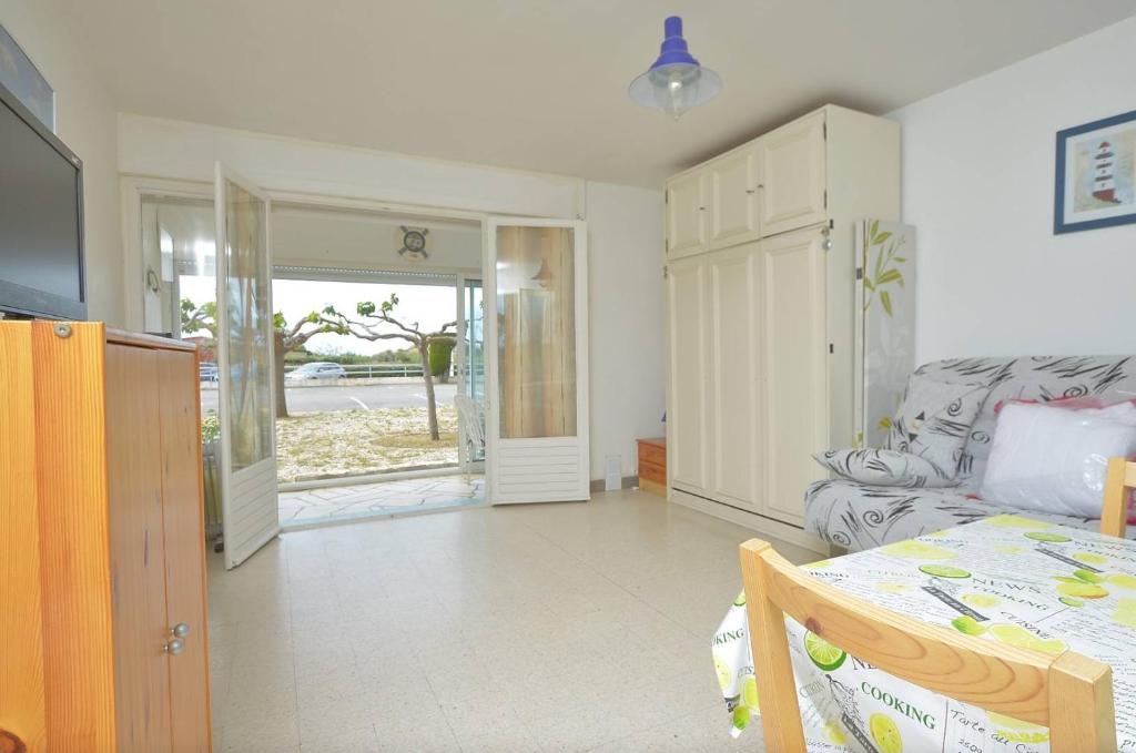 Neptune RDC droite - Grand Studio en Rez-de-chaussée - Secteur Prisé Boucanet - 2