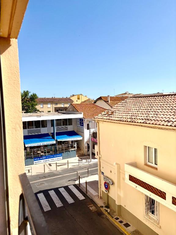 Studio avec balcon 100m de la mer et du port - 5