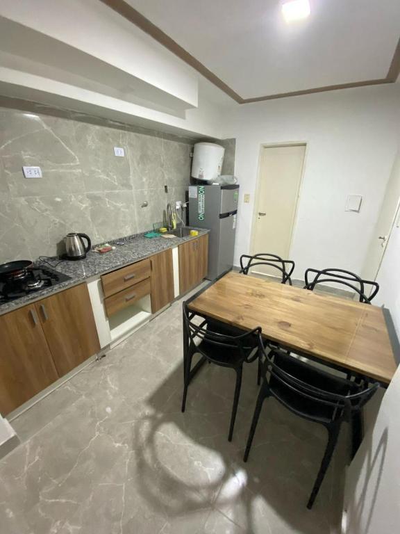 Lorenzo Suites Hotel - 3
