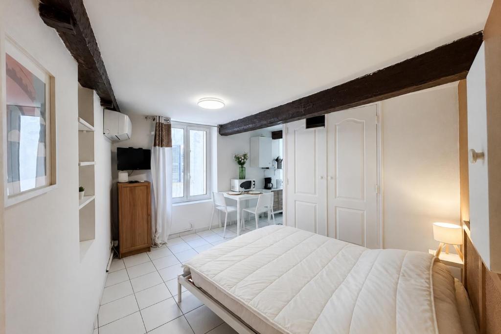 studio in the heart of Toulon for 2 travelers - 4