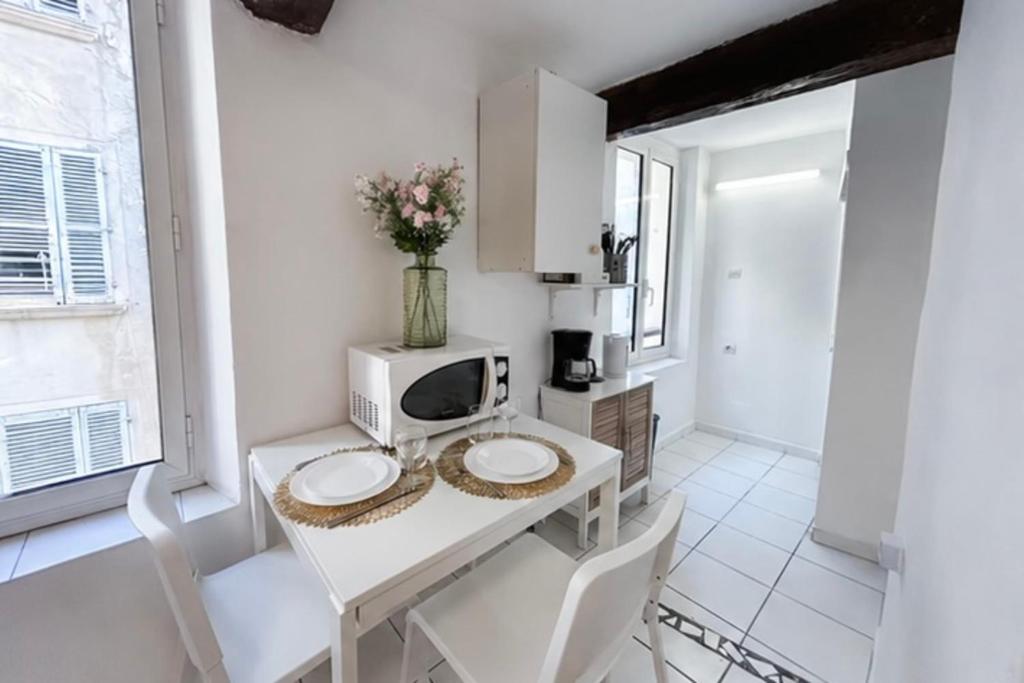 studio in the heart of Toulon for 2 travelers - 1