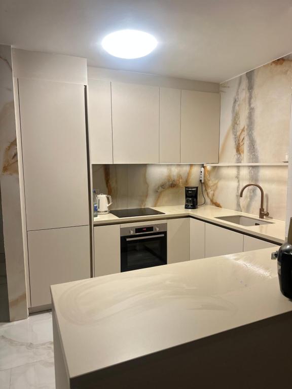 Costa de Adeje Teneryfa Luksusowy Apartament z jedna sypilnia do wynajecia - 5