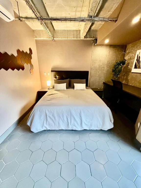 Moderno Apt, El Poblado cerca Provenza, AC, Vista, Wifi - 4