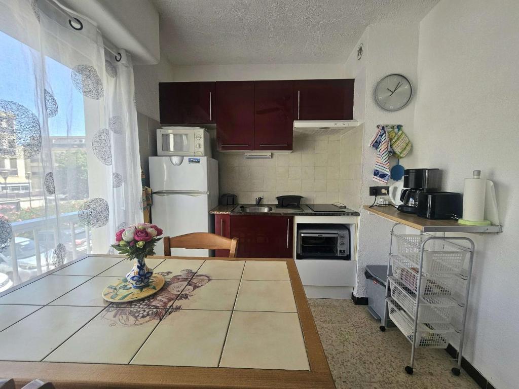 Appartement T1 climatisÃ© avec parking - 2 pers. - FR-1-553-343 - 3