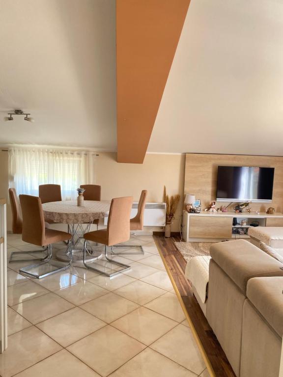 Purple Haze Apartments - 1