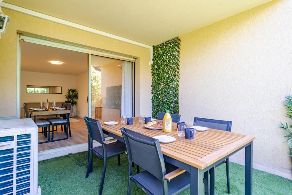 Beautiful 2-bedroom apartment, garden, swimming pool, sea within walking distance - 5
