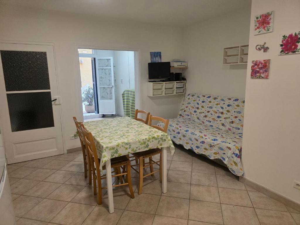 Le Soléna appartement climatisé au rez-de-chaussée dans le Vieux Menton - 1
