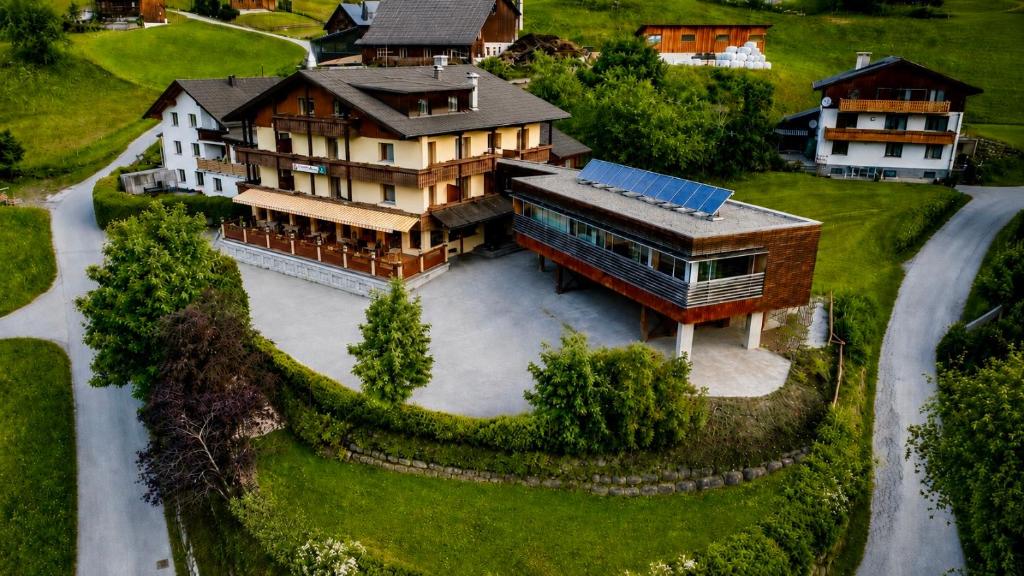 Residenz Dunza Hotel Garni - 1
