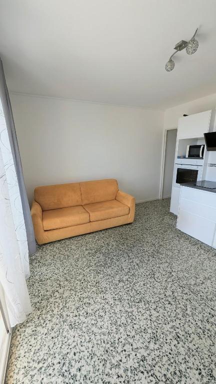 studio avec coin nuit, 100 m de la mer - 3