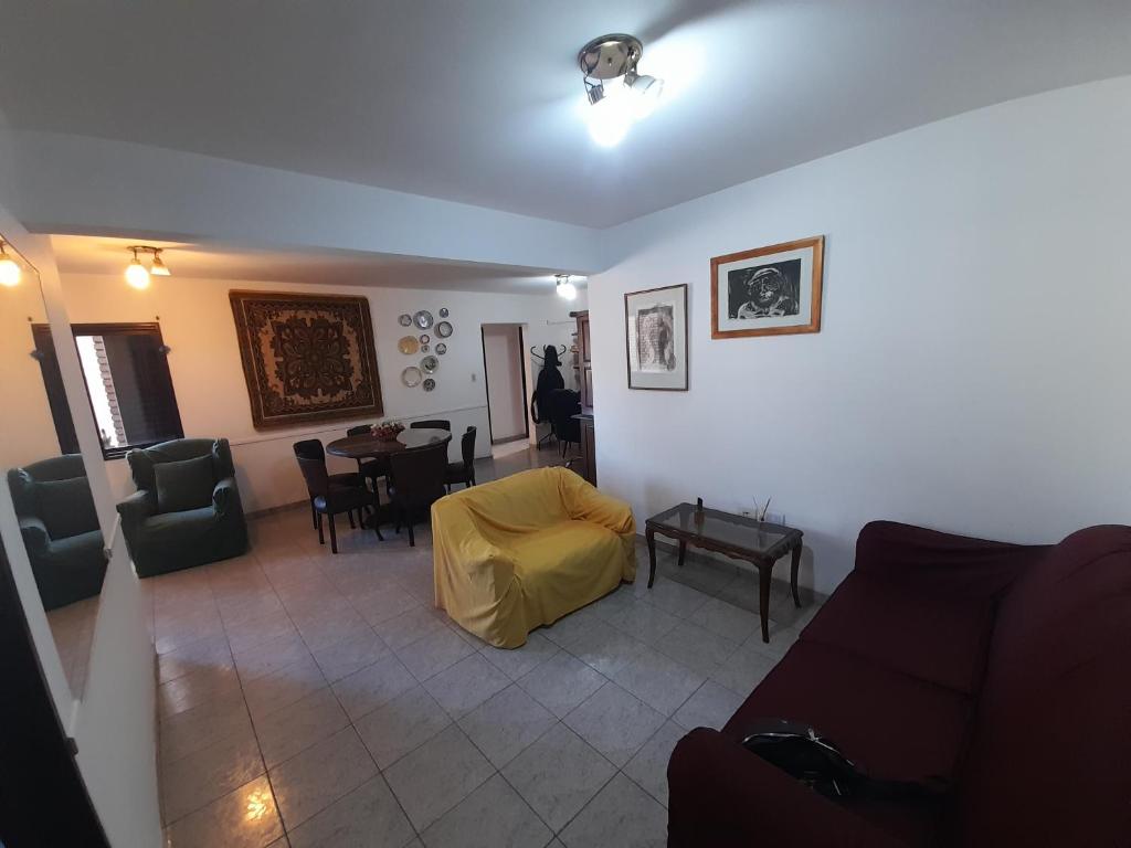 Departamento amplio y comodo en pleno centro de la ciudad de Córdoba - 1