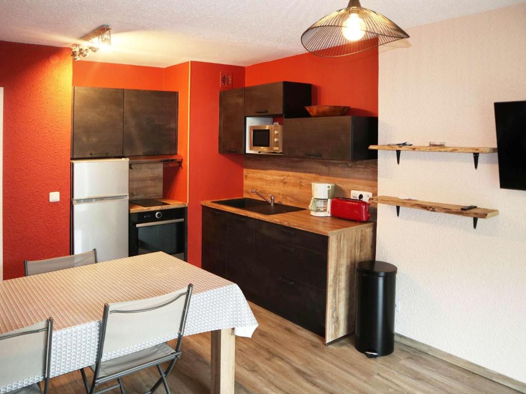 Appartement rénové pour 8 pers, skis aux pieds, cœur de station, grande terrasse, box à skis - FR-1-322-564 - 3