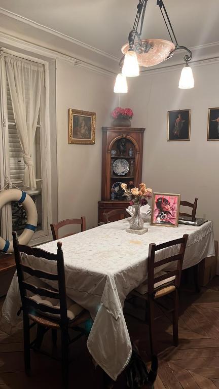 Chambre à Montmartre - 2