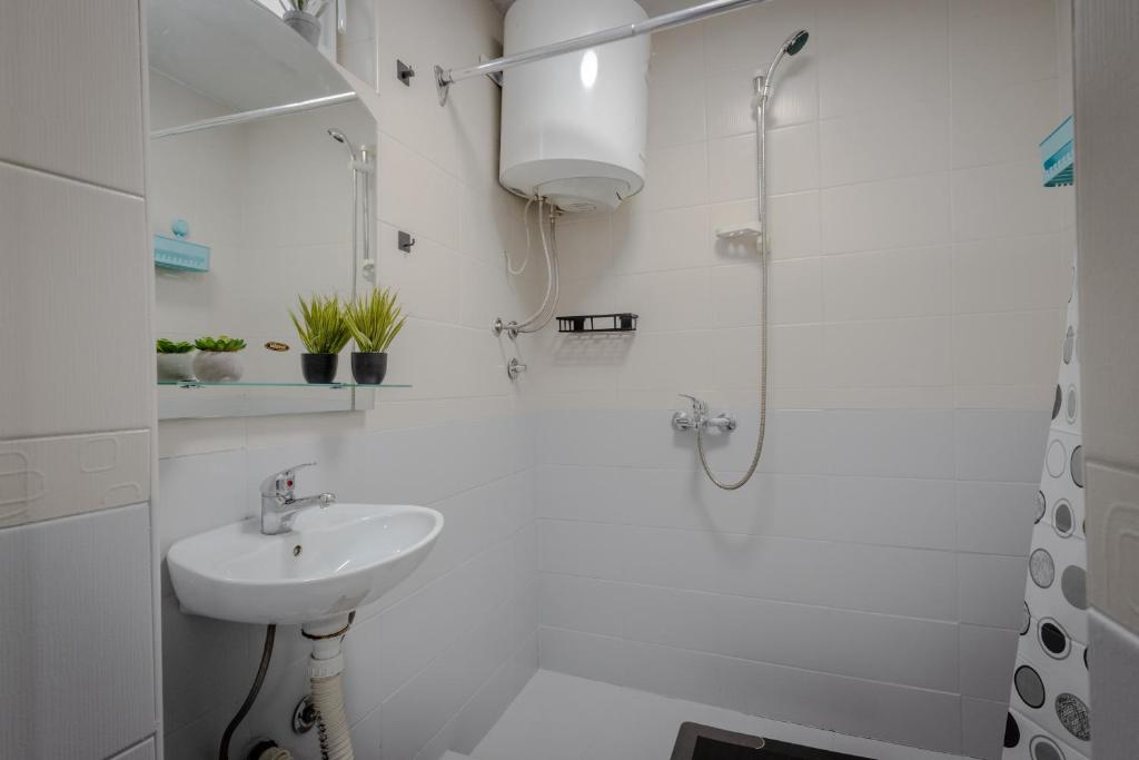 1 minute to Sebilj - 3BR- Old Town - Free Parking - 5